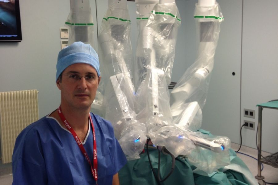The European Congress of Laparoscopy and Robotics 2015
