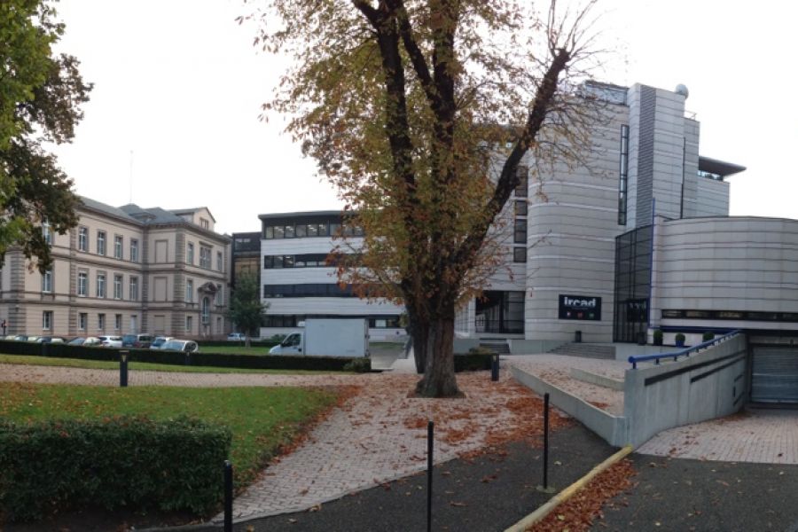 The European Congress of Laparoscopy and Robotics 2015